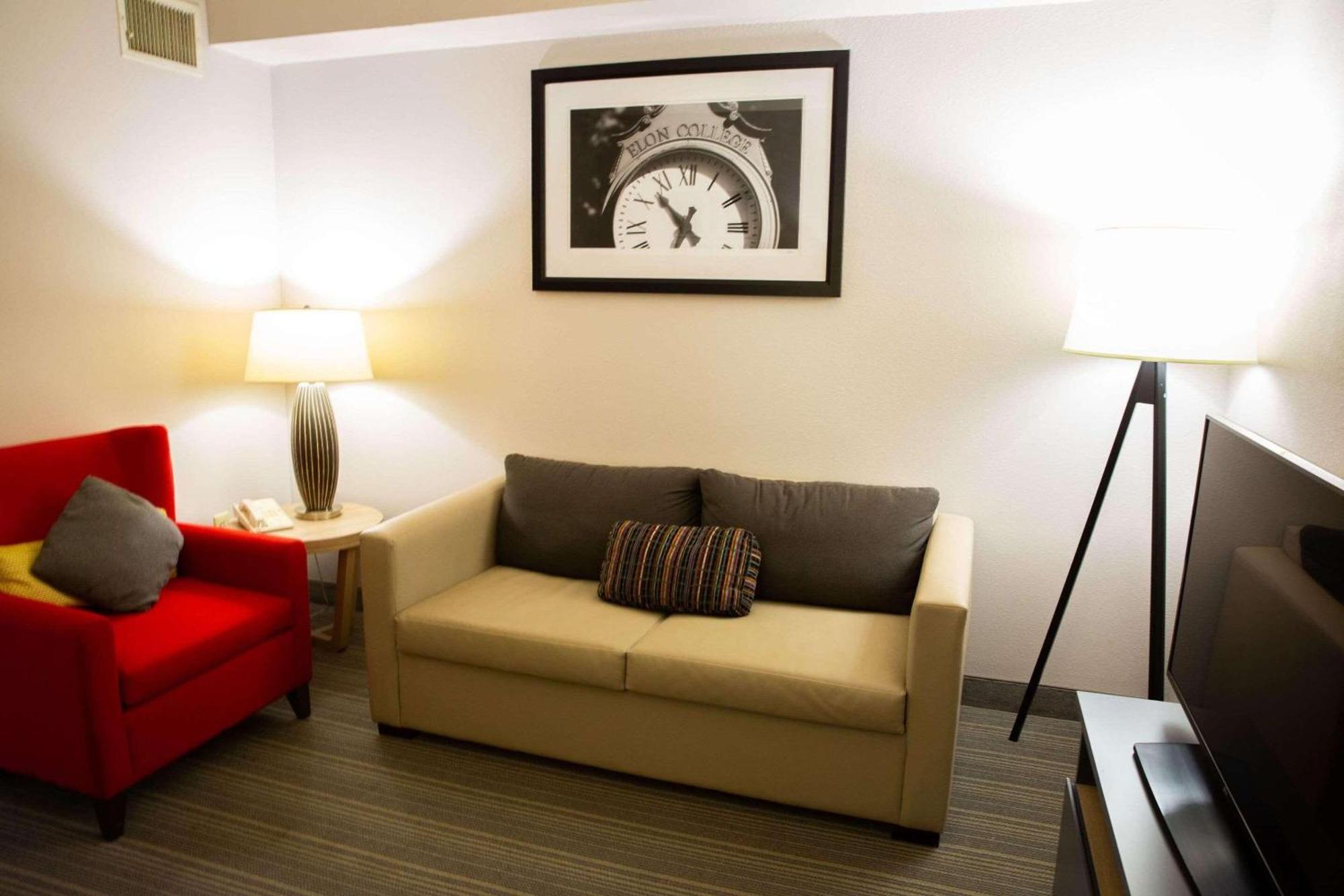 Country Inn & Suites By Radisson, Burlington Elon , Nc Eksteriør billede