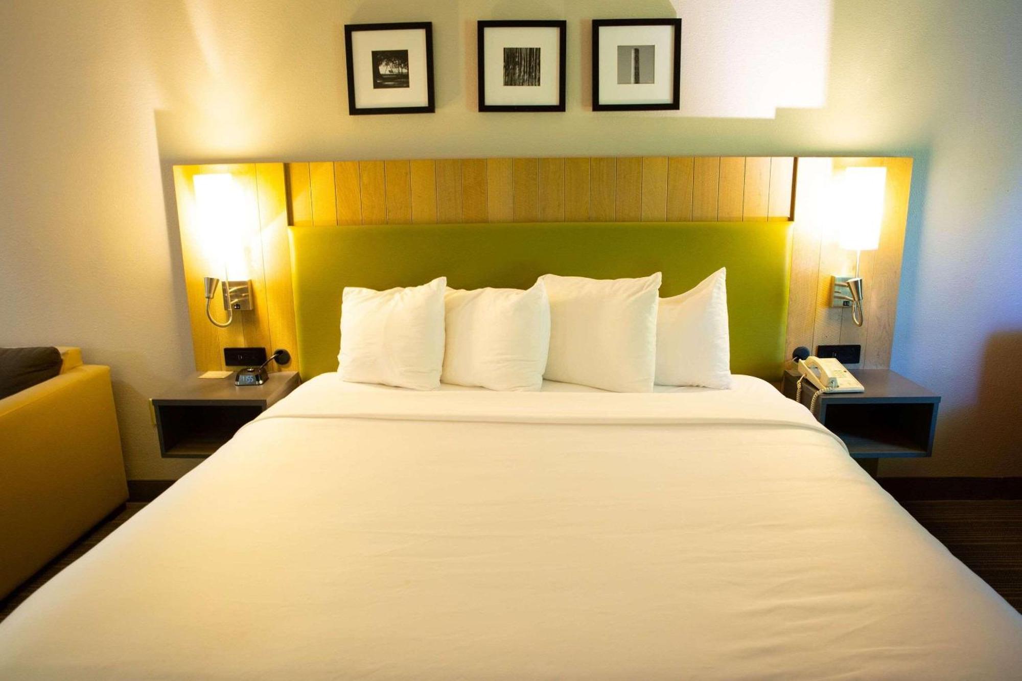Country Inn & Suites By Radisson, Burlington Elon , Nc Eksteriør billede