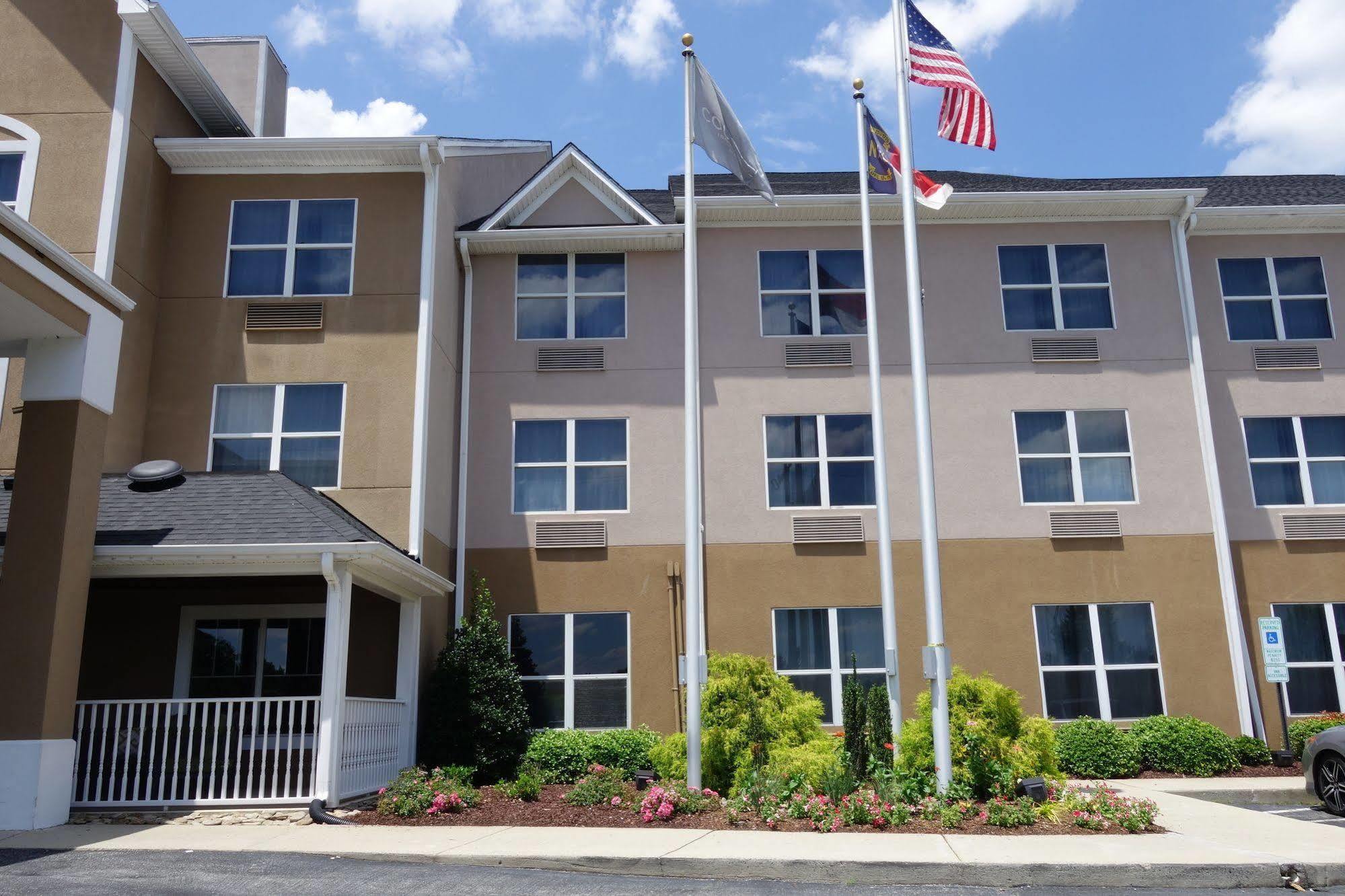 Country Inn & Suites By Radisson, Burlington Elon , Nc Eksteriør billede