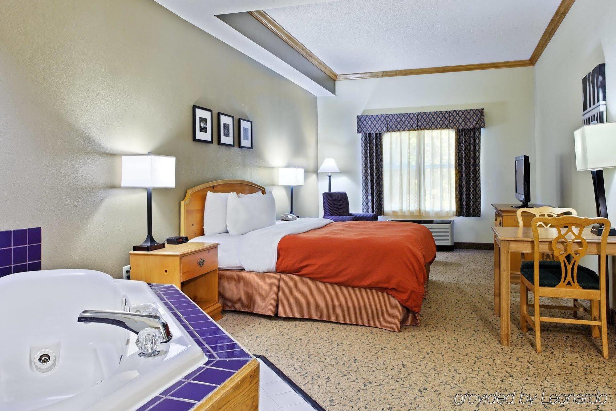 Country Inn & Suites By Radisson, Burlington Elon , Nc Eksteriør billede