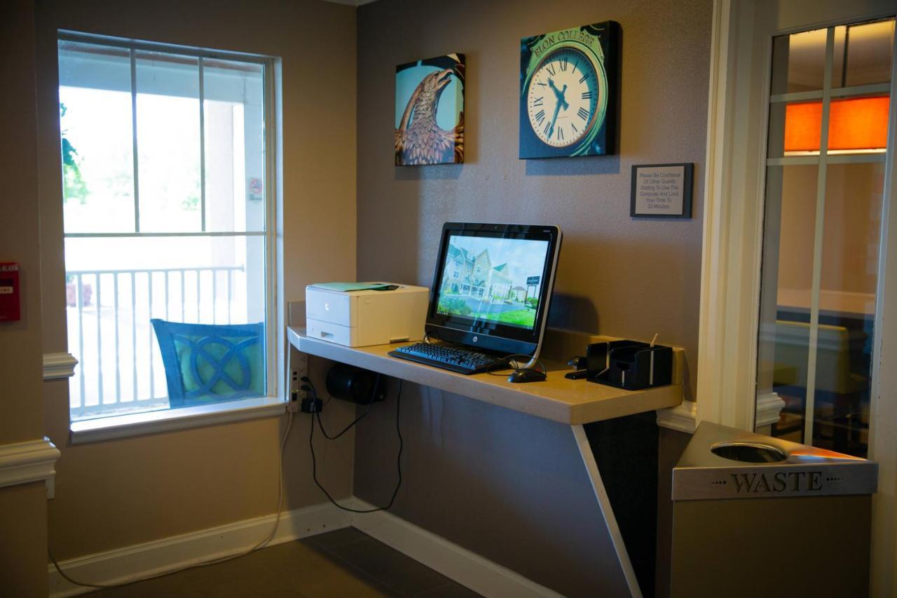 Country Inn & Suites By Radisson, Burlington Elon , Nc Eksteriør billede