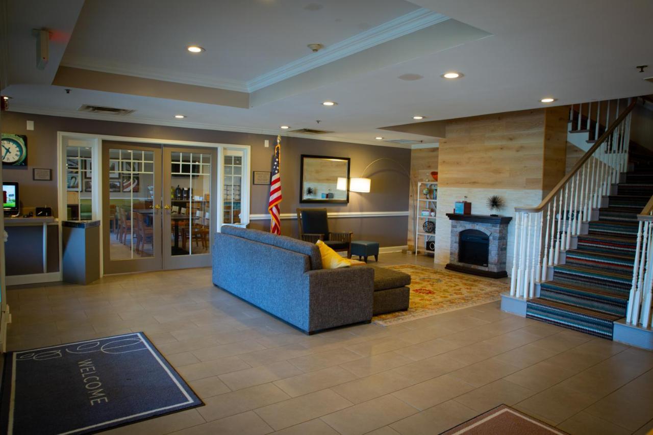 Country Inn & Suites By Radisson, Burlington Elon , Nc Eksteriør billede